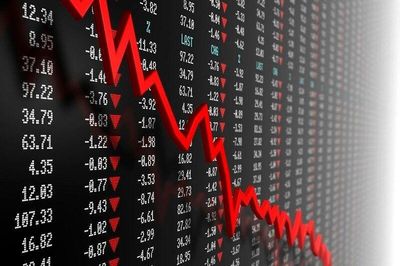 VN-Index gặp sức ép bán tháo, công ty chứng khoán cảnh báo rủi ro ngắn hạn