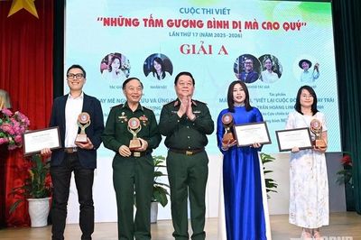 Vinh danh 19 tác phẩm viết về những tấm gương bình dị mà cao quý