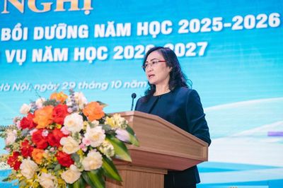 Thứ trưởng Phan Thị Thắng: Đào tạo nhân lực phải sát nhu cầu ngành
