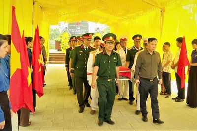 Bắc Ninh: Truy điệu, an táng 4 hài cốt liệt sĩ chưa xác định danh tính