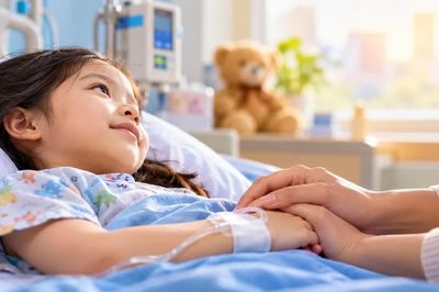 Hà Nội thông qua chính sách mới hỗ trợ trẻ em mắc bệnh hiểm nghèo