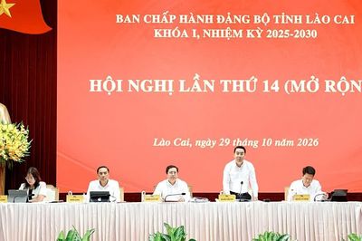 Khai mạc Hội nghị Ban Chấp hành Đảng bộ tỉnh lần thứ 14 (mở rộng)