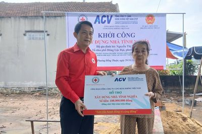 Khởi công xây dựng nhà tình nghĩa cho gia đình chính sách