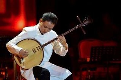 Trình diễn 'Sắc âm Cố đô' tại Cuộc thi Độc tấu và Hòa tấu nhạc cụ dân tộc toàn quốc
