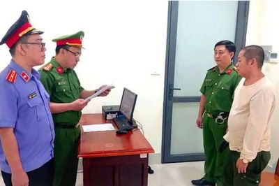 An Giang: Khởi tố người phụ nữ mua bán trái phép 122 hóa đơn