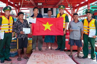 Ðẩy mạnh tuyên truyền các hành vi vi phạm khai thác IUU