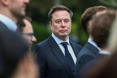 Tỷ phú Elon Musk tuyển nhân sự tại Việt Nam, từ giám đốc đến chuyên viên sạc điện