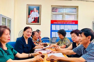 Tổ hòa giải Tổ dân phố số 17 phường Hoàng Mai: Hóa giải mâu thuẫn, vun đắp tình đoàn kết