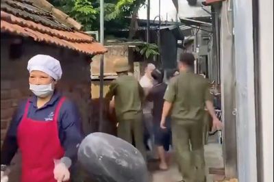 Làm rõ vụ nghi thực phẩm nhập khẩu tại bếp ăn bán trú ở Hoài Đức