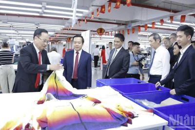 Tập đoàn Spectre (Đan Mạch) khánh thành nhà máy may chất lượng cao tại Hưng Yên