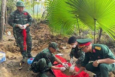 Lào Cai: Cất bốc 3 mộ liệt sĩ
