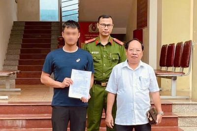 Hoàn trả tiền tỷ 'đi lạc'
