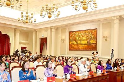 Tổng Bí thư, Chủ tịch nước Tô Lâm gặp mặt nữ đại biểu Quốc hội khóa XVI