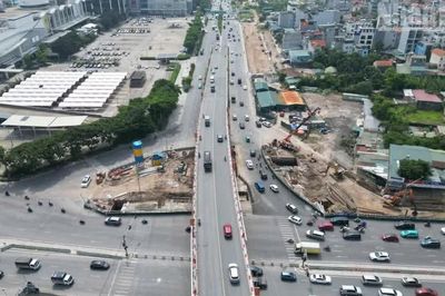 Đường Cổ Linh phân luồng thi công trong 3 tháng từ ngày 30/10