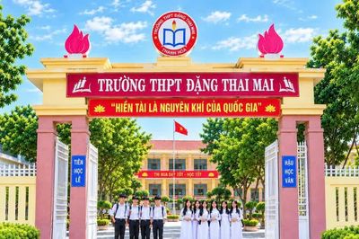 Trường THPT Đặng Thai Mai tạo đà bứt phá từ dấu mốc 25 năm