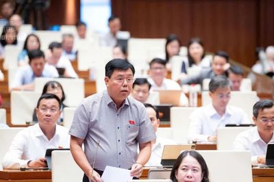 Bộ trưởng Bộ Nội vụ: Đang nghiên cứu chính sách tiền lương, phụ cấp đối với viên chức cấp xã