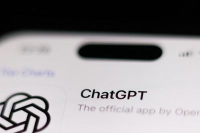 Cô gái 31 tử vong sau khi ngừng uống thuốc theo tư vấn của ChatGPT