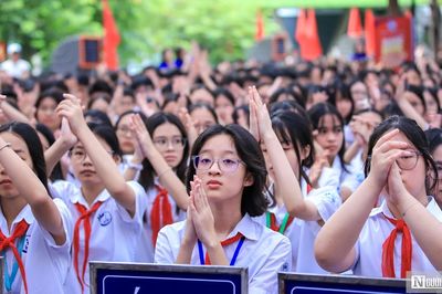 Học trường công chất lượng cao ở Hà Nội, phụ huynh phải đóng những khoản phí nào?