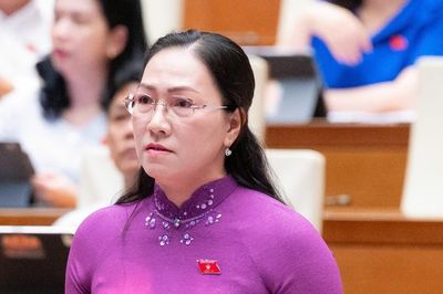 ĐBQH: Chính sách tiền lương, phụ cấp cần đi đôi với hoàn thiện vị trí việc làm