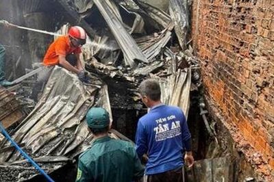 Cháy 6 căn nhà thiệt hại khoảng 1 tỷ đồng