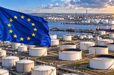 EU cam kết xuất kho 42,6 triệu thùng dầu dự trữ chiến lược