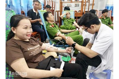 An Biên tiếp nhận 93 đơn vị máu trong ngày hội hiến máu tình nguyện