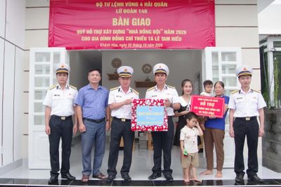 Lữ đoàn 146 bàn giao nhà đồng đội cho quân nhân khó khăn