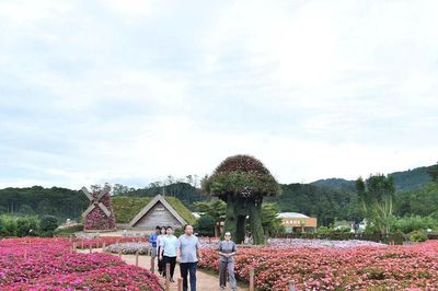 Đoàn công tác tỉnh Tuyên Quang khảo sát các mô hình du lịch sinh thái tại Đà Lạt