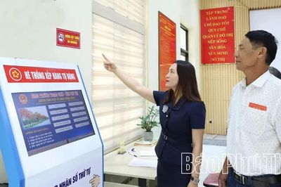 Phong Châu xây dựng môi trường công sở không khói thuốc