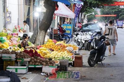 Chấn chỉnh tình trạng lấn chiếm vỉa hè, lòng đường để kinh doanh
