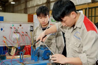 Thái Nguyên đặt mục tiêu 100% học sinh THCS, THPT được tư vấn hướng nghiệp