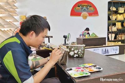 Phát triển và khai thác tài sản trí tuệ sản phẩm của Huế