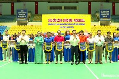 Gần 500 vận động viên tranh tài tại giải cầu lông - bóng bàn -pickleball