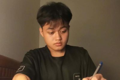 Viết tiếp ước mơ bằng bàn tay trái