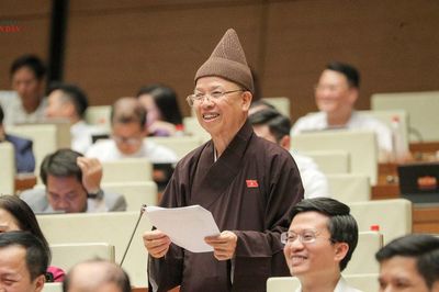 ĐBQH, Hòa thượng Thích Thanh Quyết (Quảng Ninh): Bồi đắp nền tảng văn hóa giáo dục hướng tới sự phát triển bền vững