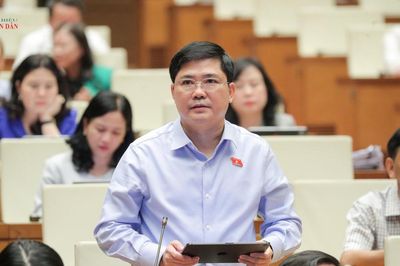Cần xây dựng cơ chế tài chính, ngân sách hỗ trợ địa phương duy trì đất lúa phục vụ an ninh lương thực quốc gia