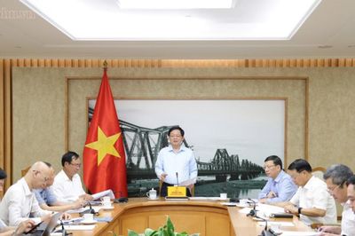 Phó Thủ tướng: Nghiên cứu thành lập sàn giao dịch, tháo gỡ điểm nghẽn ngành nông nghiệp