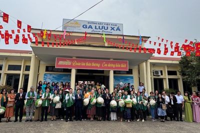 Chuyến tàu Di sản đưa văn hóa trà Thái Nguyên đến gần bạn bè quốc tế