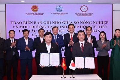 Giữ vững quốc phòng, an ninh đưa Tây Ninh phát triển nhanh và bền vững