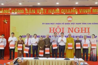 Phó Bí thư Tỉnh ủy Vũ Hồng Quang: Phát huy vai trò đồng bào tôn giáo trong xây dựng khối đại đoàn kết
