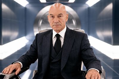 Sir Patrick Stewart - diễn viên đóng Giáo sư X trong 'X-Men' qua đời ở tuổi 86