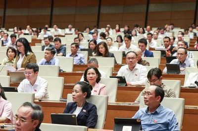 Tháo gỡ điểm nghẽn, khơi thông nguồn lực phát triển