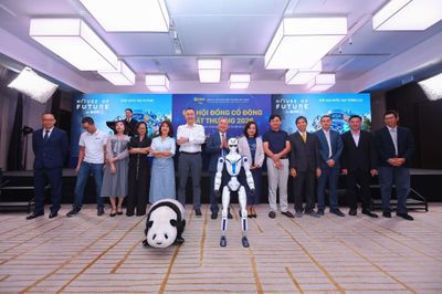 Dàn cố vấn quy tụ tên tuổi lớn của House of Future thuộc Điện Máy Xanh