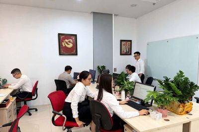 Nhóm việc làm văn phòng trước sức ép từ AI