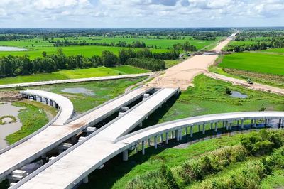 Cao tốc Châu Đốc - Cần Thơ - Sóc Trăng qua Cần Thơ thiếu nguồn hơn 2,6 triệu m³ đá