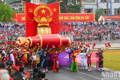 Từ 'Khoan thư sức dân' đến 'Thế trận lòng dân'