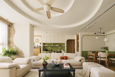 Đập thông hai căn hộ, gia chủ tạo không gian liền mạch rộng 215m²