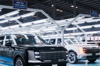 Hyundai Palisade Hybrid bắt đầu giao xe tới khách hàng