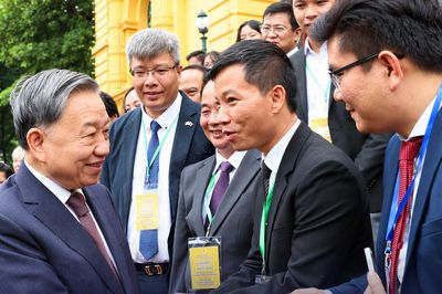Dám giao việc khó, trao quyền cho nhân tài, nếu không 'thảm đỏ' chỉ dừng ở cửa cơ quan