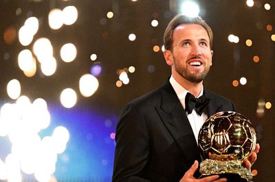 Harry Kane thắng sít sao Mbappe ở Quả bóng vàng 2026